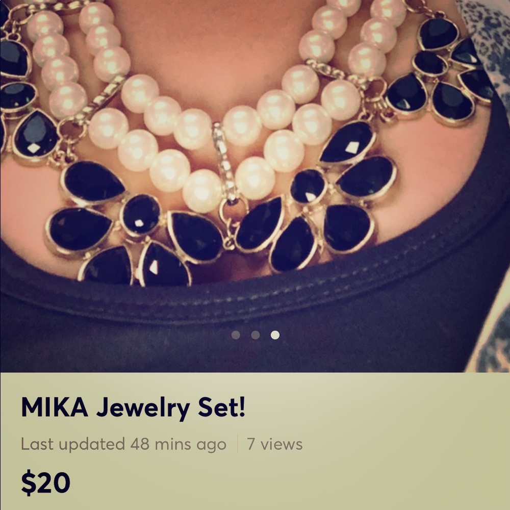 Mika gorgeous statement necklace!